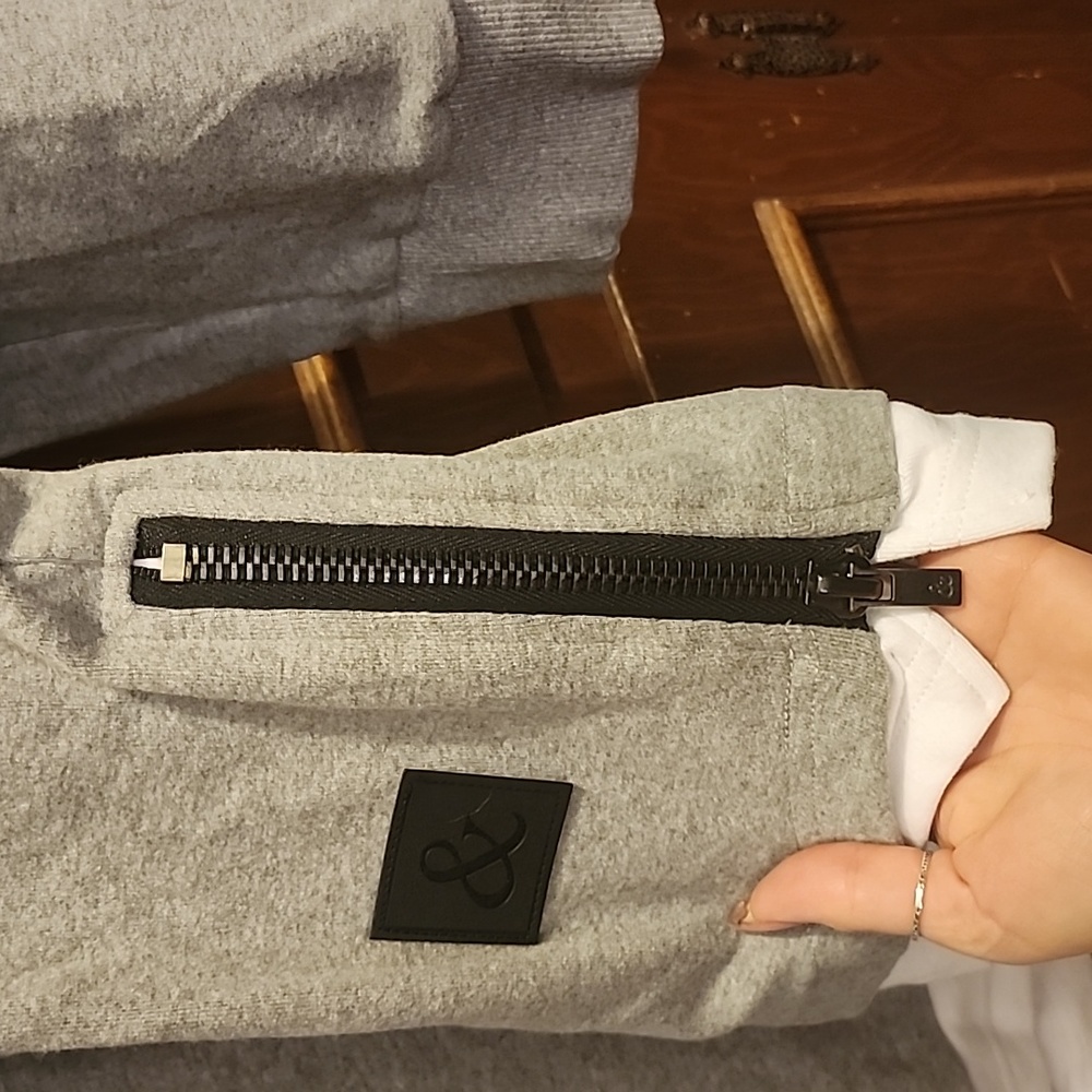BNWT Ampersand Ave gray single hood top sz XXXL - Picture 3 of 7